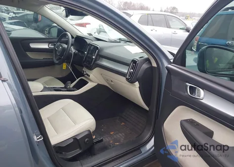 2020 Volvo Xc40 Momentum from USA, damaged, VIN YV4162UK3L2259937